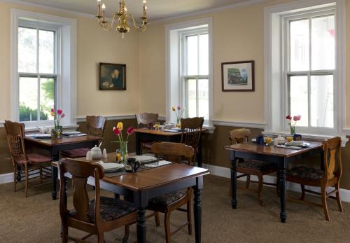 Pheasant Field Bed and Breakfast - 레스토랑