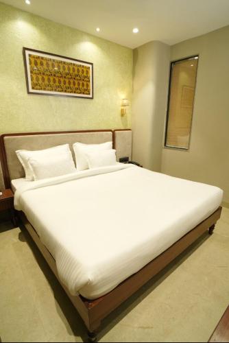 hotel manjushree photo 2