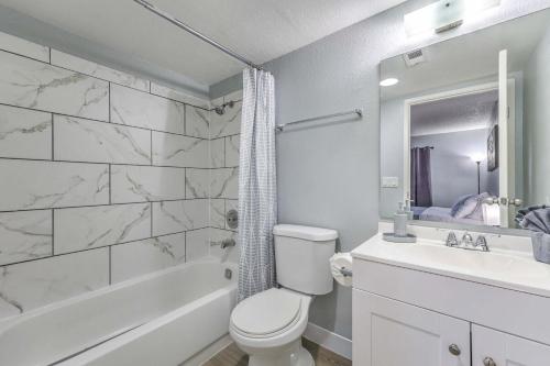 Relax in Comfort Sleeps 6 - image 12