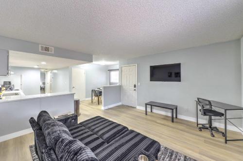 Relax in Comfort Sleeps 6 - image 11