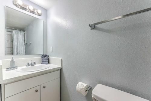 Relax in Comfort Sleeps 6 - image 6