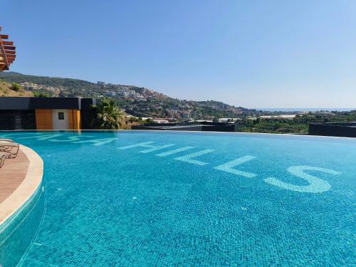 Casa Hills