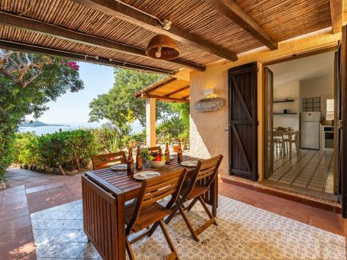 Holiday Home Pellicano by Interhome