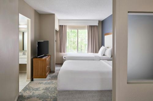 SpringHill Suites by Marriott Atlanta Alpharetta - image 42