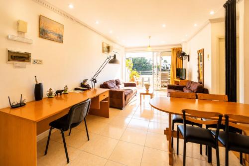 Apollonia Hotel Apartments in Paphos