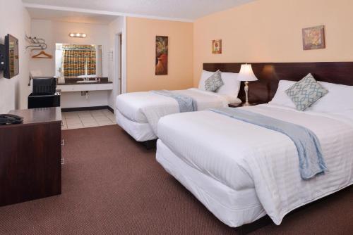Red Carpet Inn Battleboro - 레스토랑