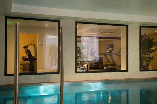 Hôtel & SPA Oceania L'Univers Tours, Тур
