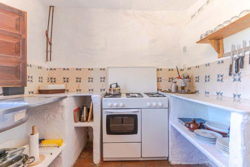 Casa Lola - off grid vakantiehuisje - Puerto Mika in Torviscon