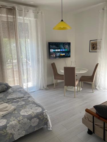 Apartment Alex vicino alla stazione Porta Nuova gratuito parcheggio