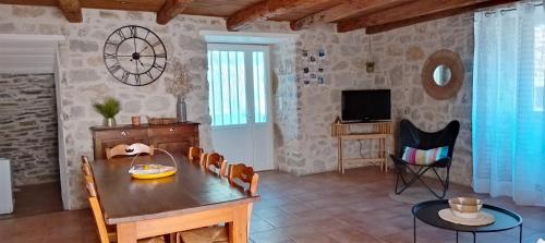 Viesnīcas āriene, Gite de l'Alauzet in La Cresse