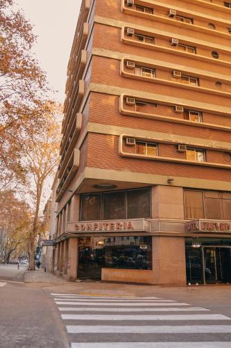 Eleven Palace Hotel - image 5