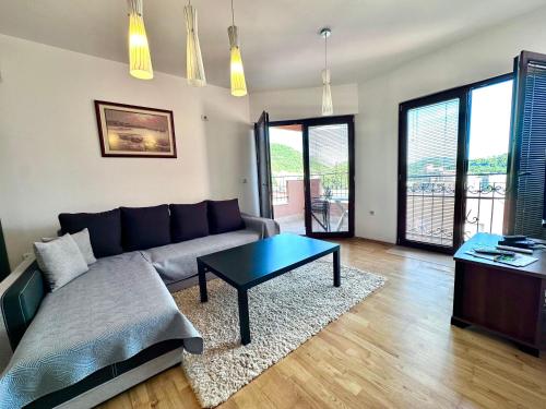 Apartments Ivan in Petrovac