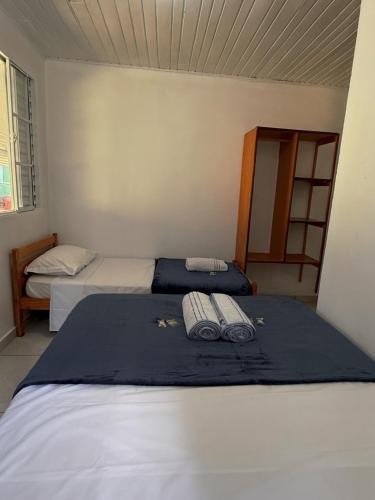 1 double bed, 1 twin bed