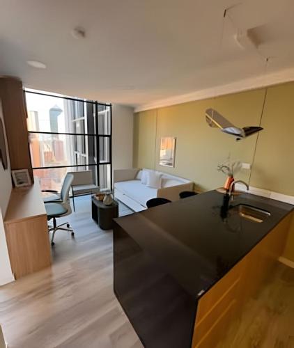 Elegancia y comodidad en las alturas, piso 27 33 DC