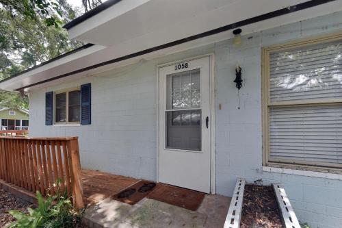 1058 Sherman Avenue - image 2