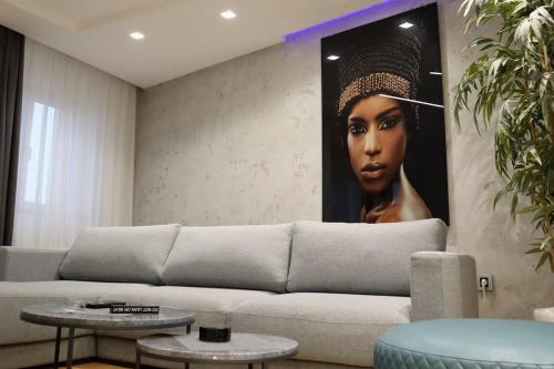 Mac Number One City Center Designer Apartment