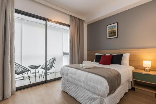 Stay Home Pinheiros - Apartamento completo com Varanda - Piscina interna e Piscina externa - Academia top - Sala de jogos com Bilhar - Lavanderia - Sala Coworking