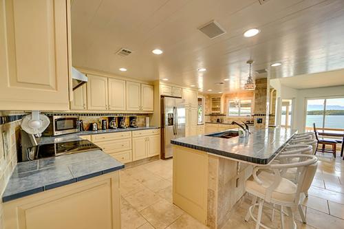 The Lake House by Venture Smoky Mountains - image 3