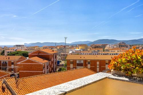 Sardinia Re - SherdAnna