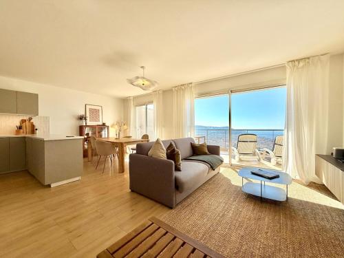 Le Cap - Pool and Amazing sea view