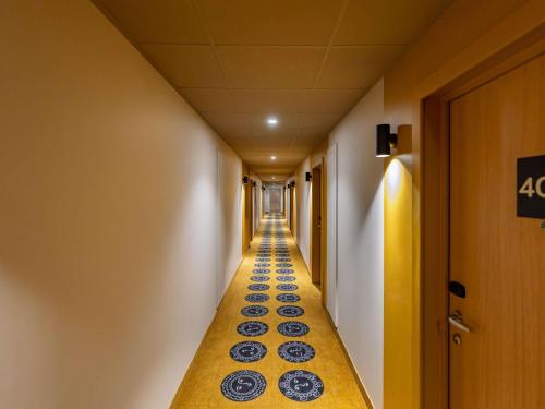 숙소 외관, ibis Styles Metz Centre in 앙시엔느 빌