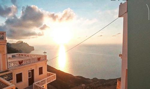 Apkārtne, The Relic in Olympos (Dodecanese)