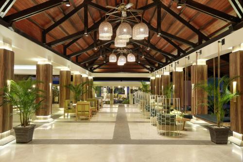 Mercure Manado Tateli Beach Resort