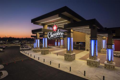 Cherokee Casino Hotel Roland