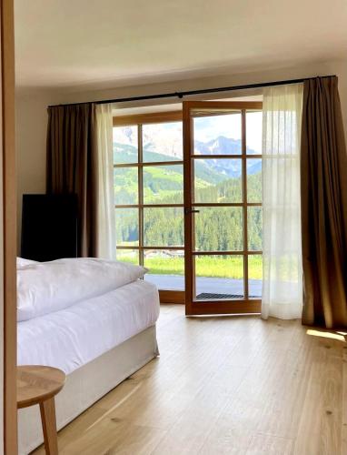 Surrounded by green - Luxury Chalet at the foot of the Dolomites