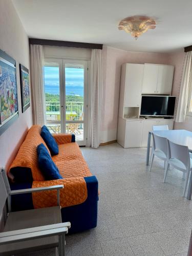 Apartment with stunning sea view - Wi-Fi, free parking, large terrace and comfort, Lignano Sabbiadoro (foto 3)