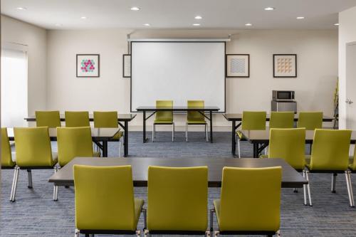 Holiday Inn Express Hotel & Suites New Iberia - Avery Island an IHG Hotel - image 35