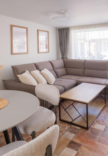 1 double bed, 1 sofa bed
