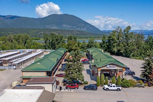 SureStay Plus by Best Western Salmon Arm - 숙소 외관