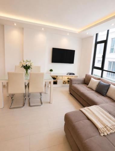 Luxury Executive Suite, Security24h, Parque La Carolina