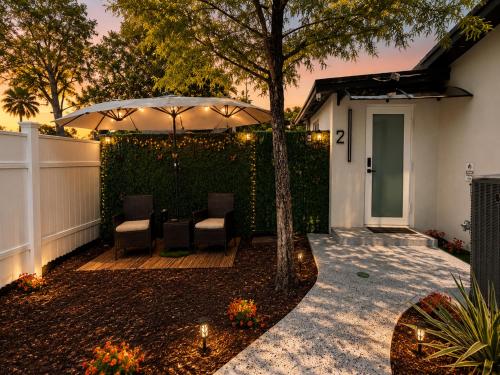 Elegant Space Private Entrance Modern Design in Pembroke Pines