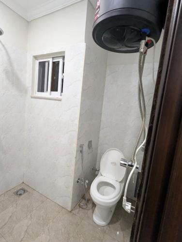 Shazi Heights - image 6