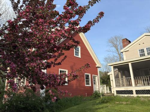 Hawks House Inn - image 11