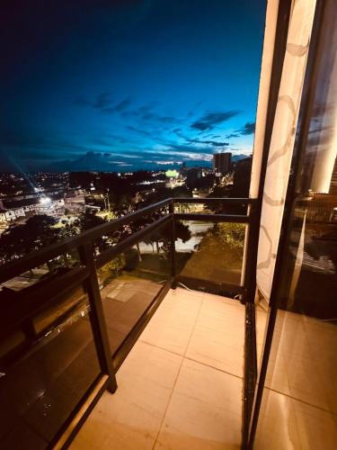 Apartamento Moderno con Balcon y Vista en el centro de Pereira in Boston