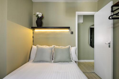 Convenient 1Bed Flat 10min from Fulham B Station - image 5
