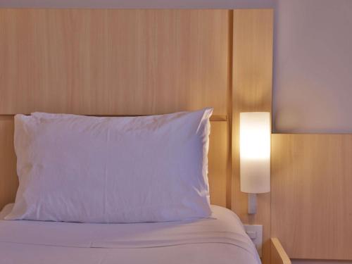1 double bed