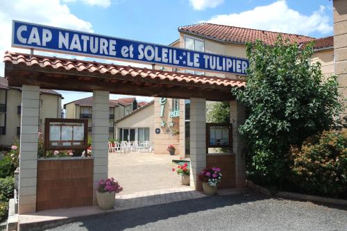 Hôtel Le Tulipier hotel Flagnac