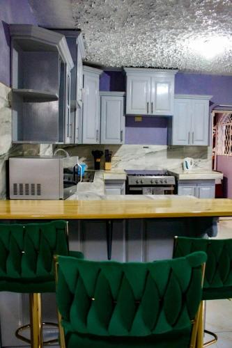 Coke Guest House in Mandeville