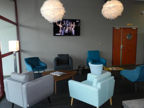 The Originals City Plume Hôtel Bressuire (Inter-Hotel) - image 2