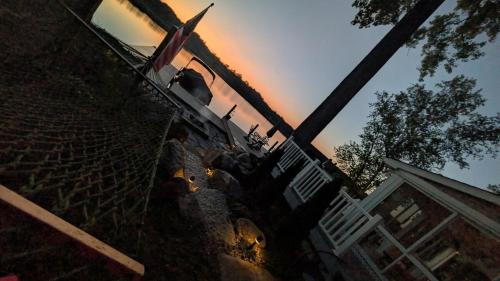 . All Sports Lakefront Sunset wDeck Firepit Dock