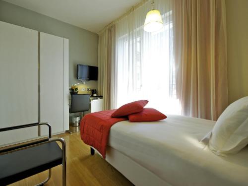 1 twin bed