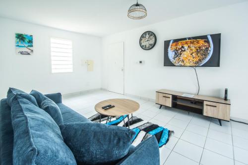 NESS PRESTIGE - T4 rénové & climatisé - Terrasse (NESS PRESTIGE - T4 renove & climatise - Terrasse) in เลอ ลามงตัน