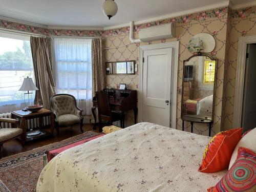 Munroe Inn Boutique Hotel - image 36