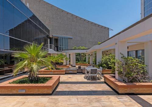 Allsopp and Allsopp - 1-Bedroom Apartment in Sky Gardens DIFC - image 3