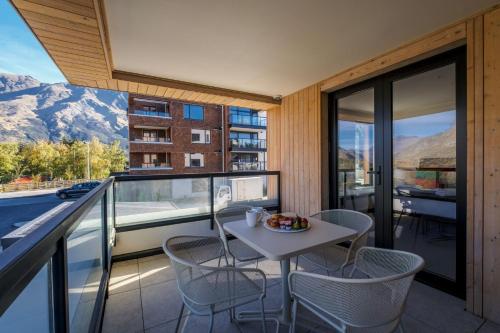 Shotover River Hideaway-1 Bed - image 2