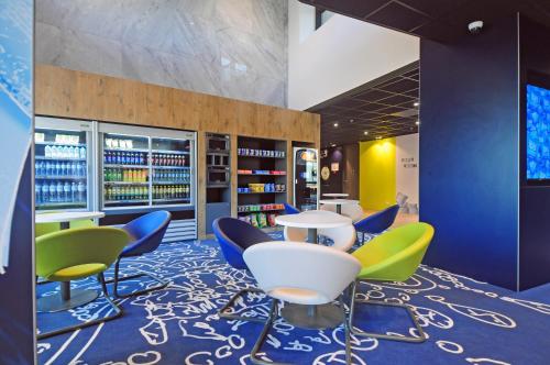 Lobby, ibis budget Amsterdam City South in Amsterdam